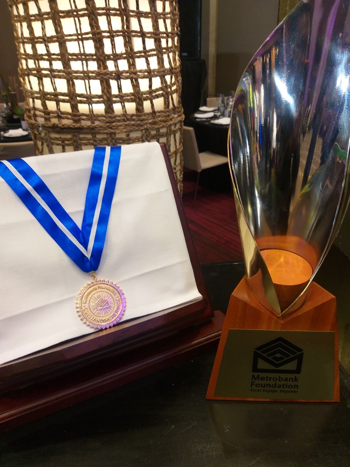 Receiving the Metrobank Award